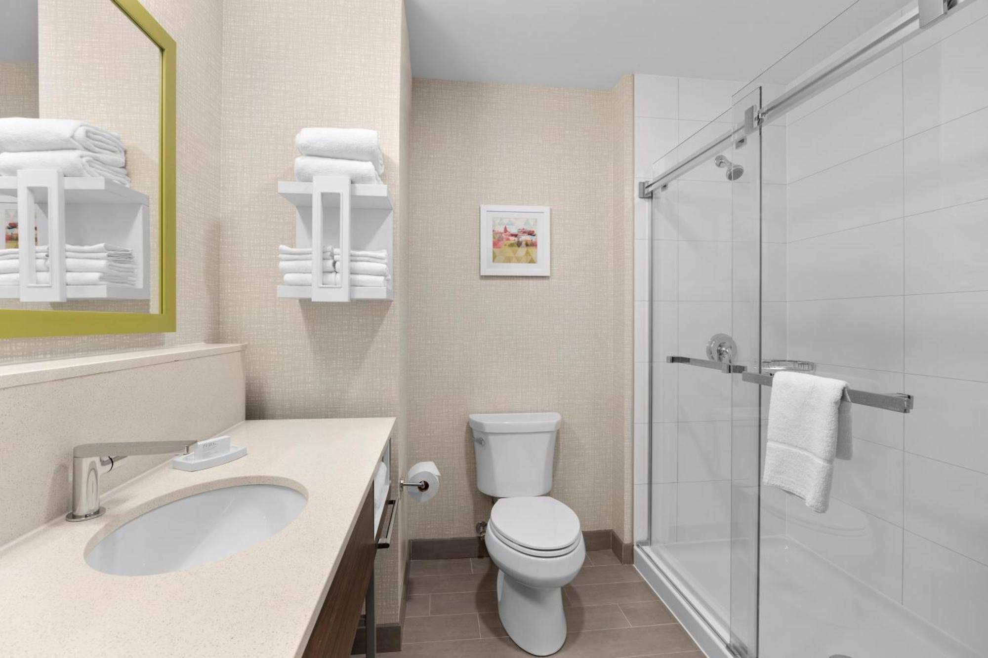 Hampton Inn By Hilton コーンウォール エクステリア 写真